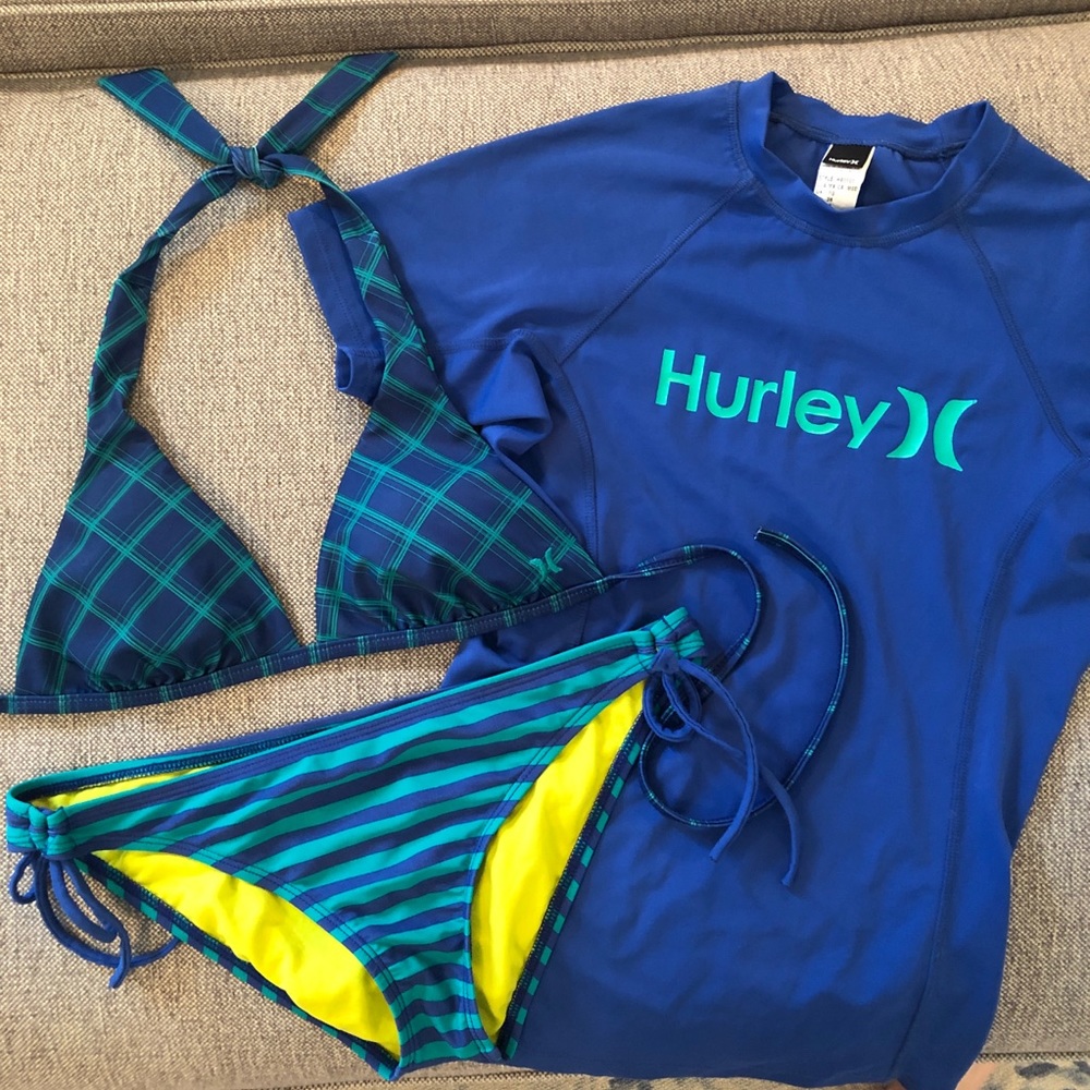 Hurley 3 piece reversible bikini set